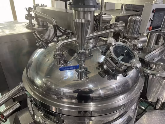 Automatic Salad Sauce Food Paste Making Machine 2 Nozzles Tracking Filling Capping Machine Production Line